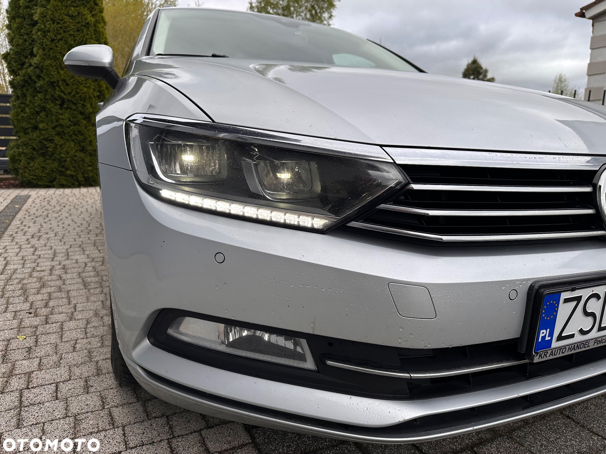 Volkswagen Passat Variant 2.0 TDI DSG (BlueMotion Technology) Highline - 28