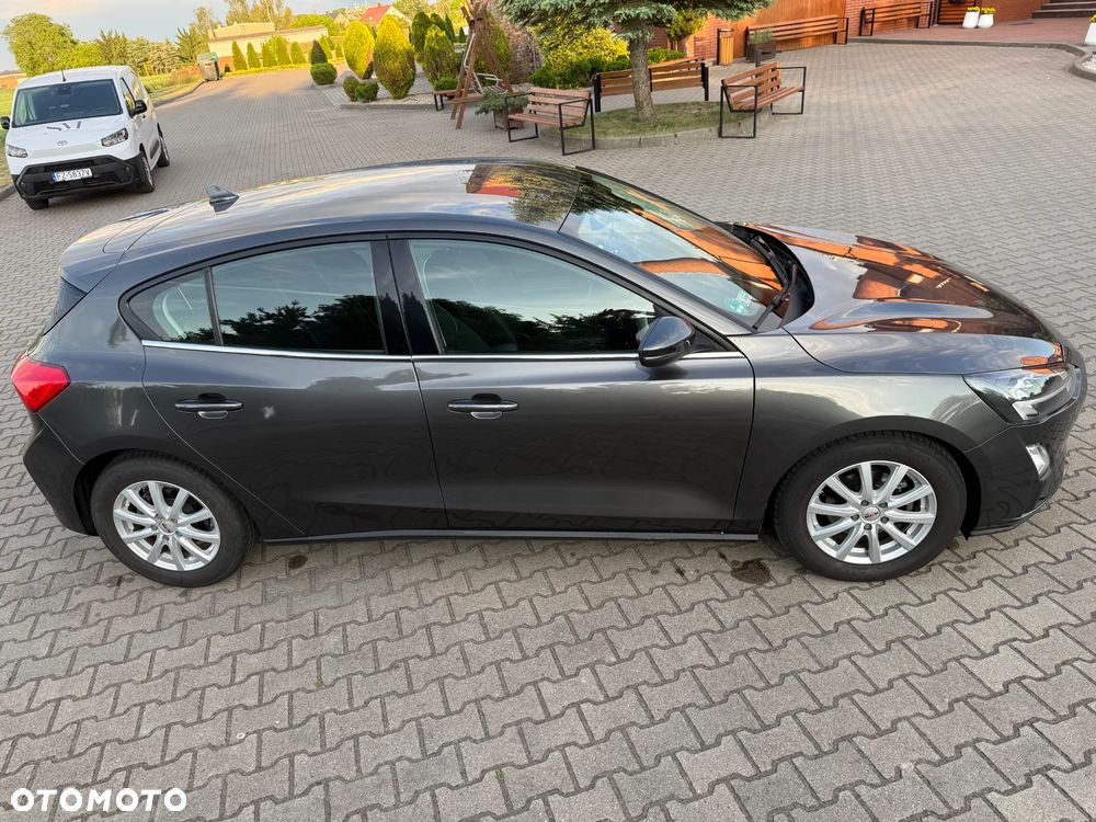 Ford Focus - 18