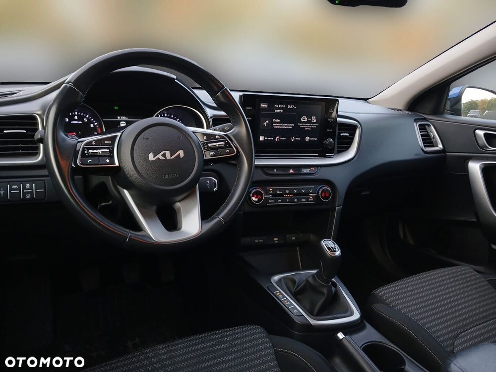 Kia Ceed 1.5 T-GDI M - 13
