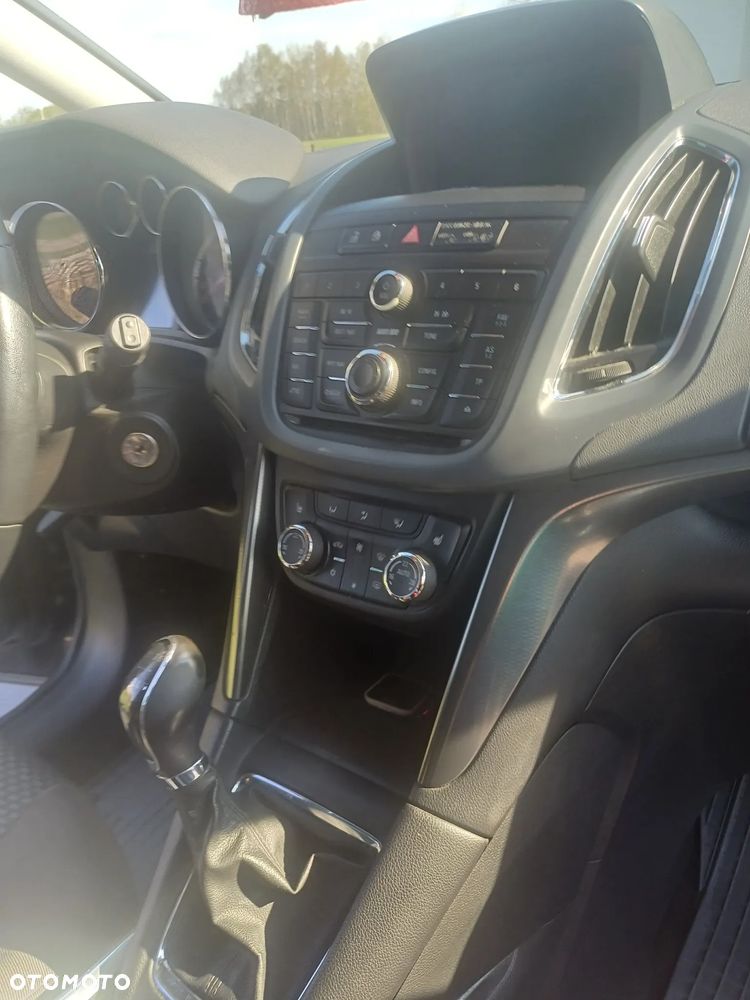 Opel Zafira Tourer 2.0 CDTI ecoFLEX Start/Stop Business Edition - 2