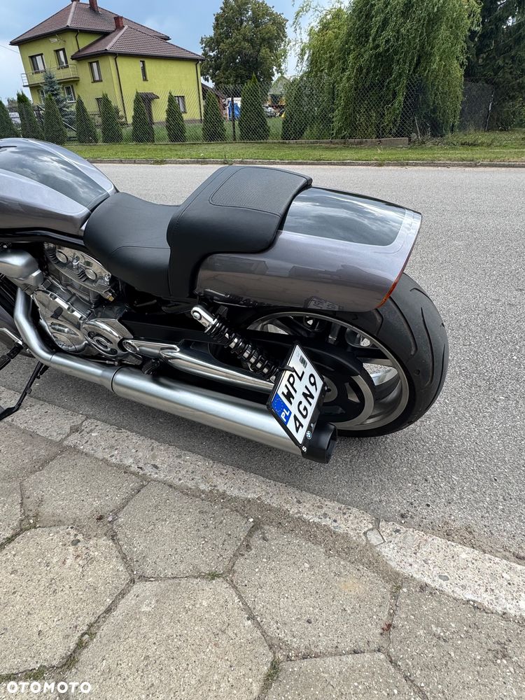 Harley-Davidson V-Rod Muscle - 6