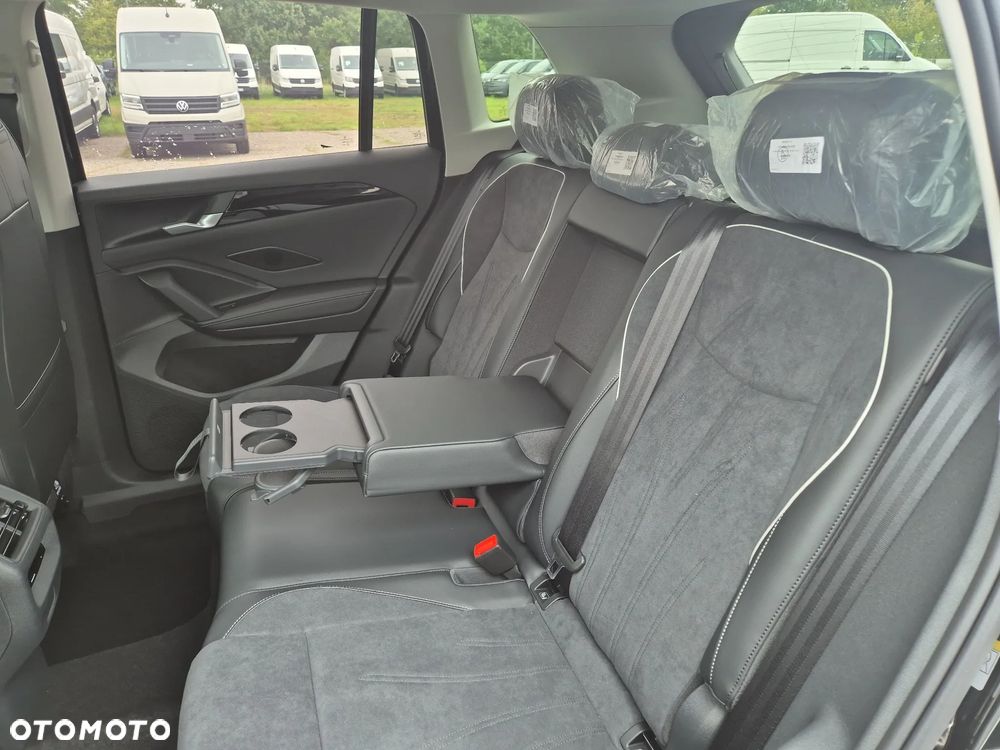 Volkswagen Tiguan 2.0 TDI SCR Elegance DSG - 16