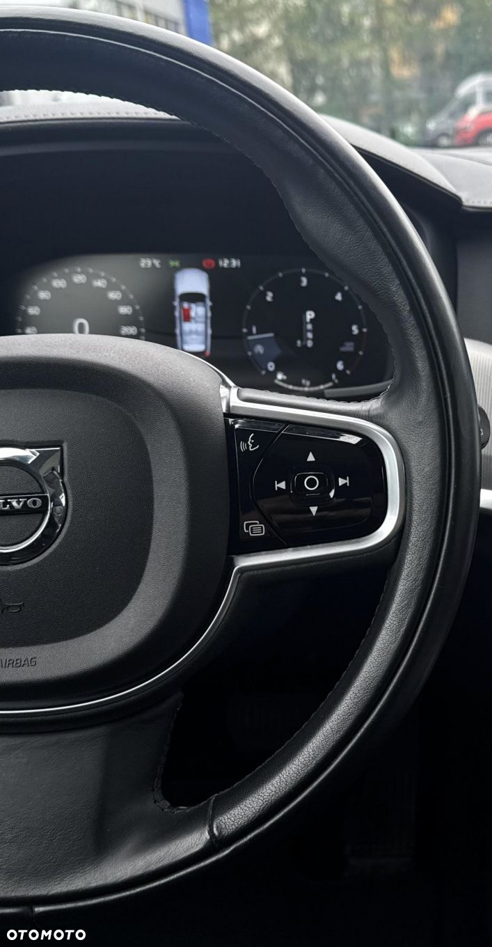 Volvo V90 Cross Country - 15