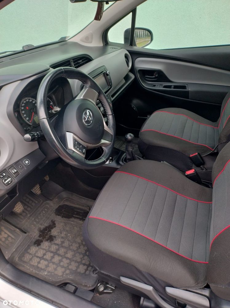 Toyota Yaris - 8