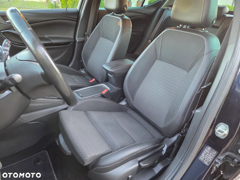 Opel Astra 1.4 Turbo Start/Stop Innovation - 38