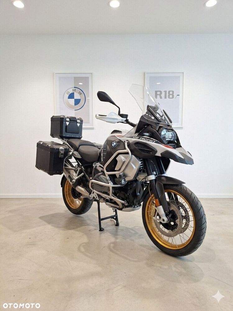 BMW R - 1