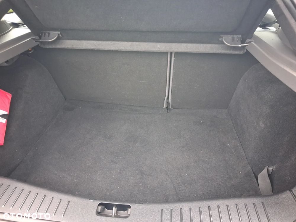 Ford Focus 2.5 ST - 11