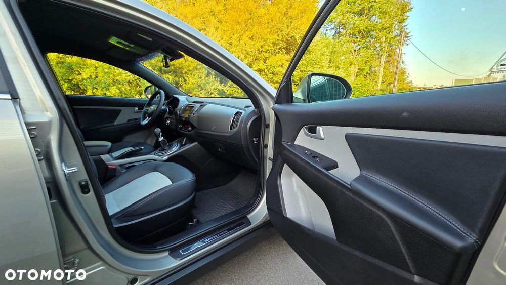 Kia Sportage 2.0 CRDI XL - 26