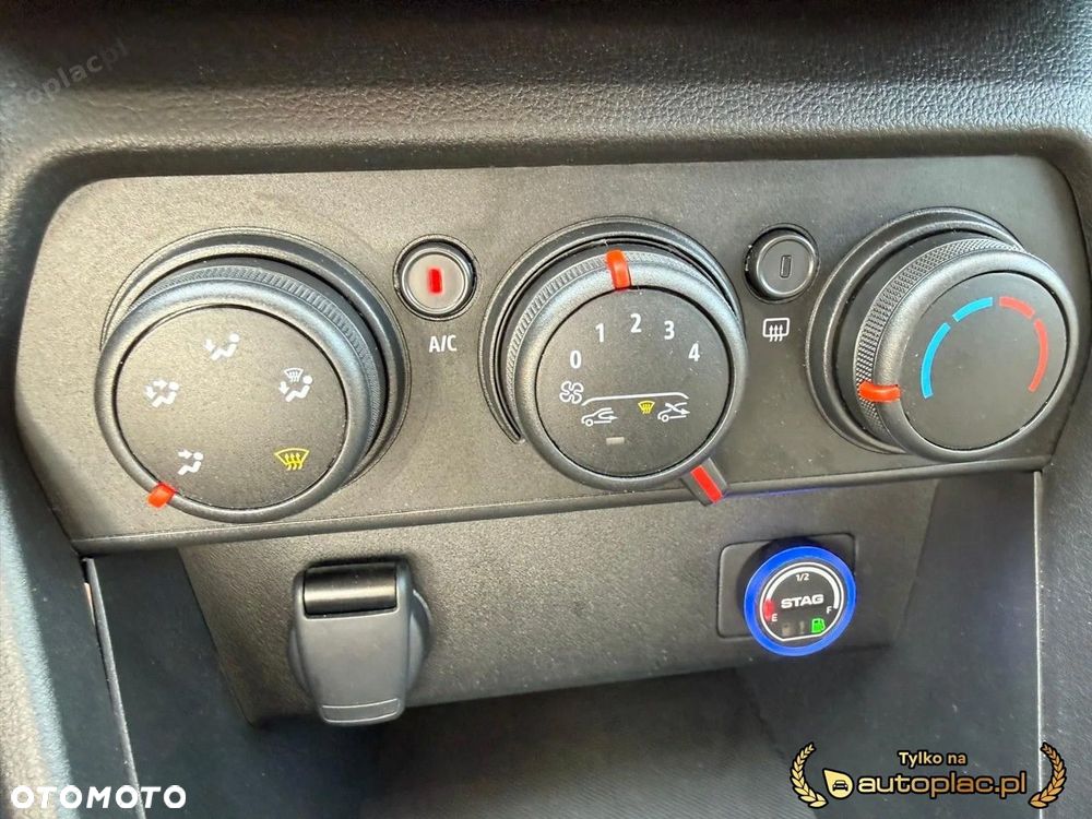 Dacia Sandero - 25