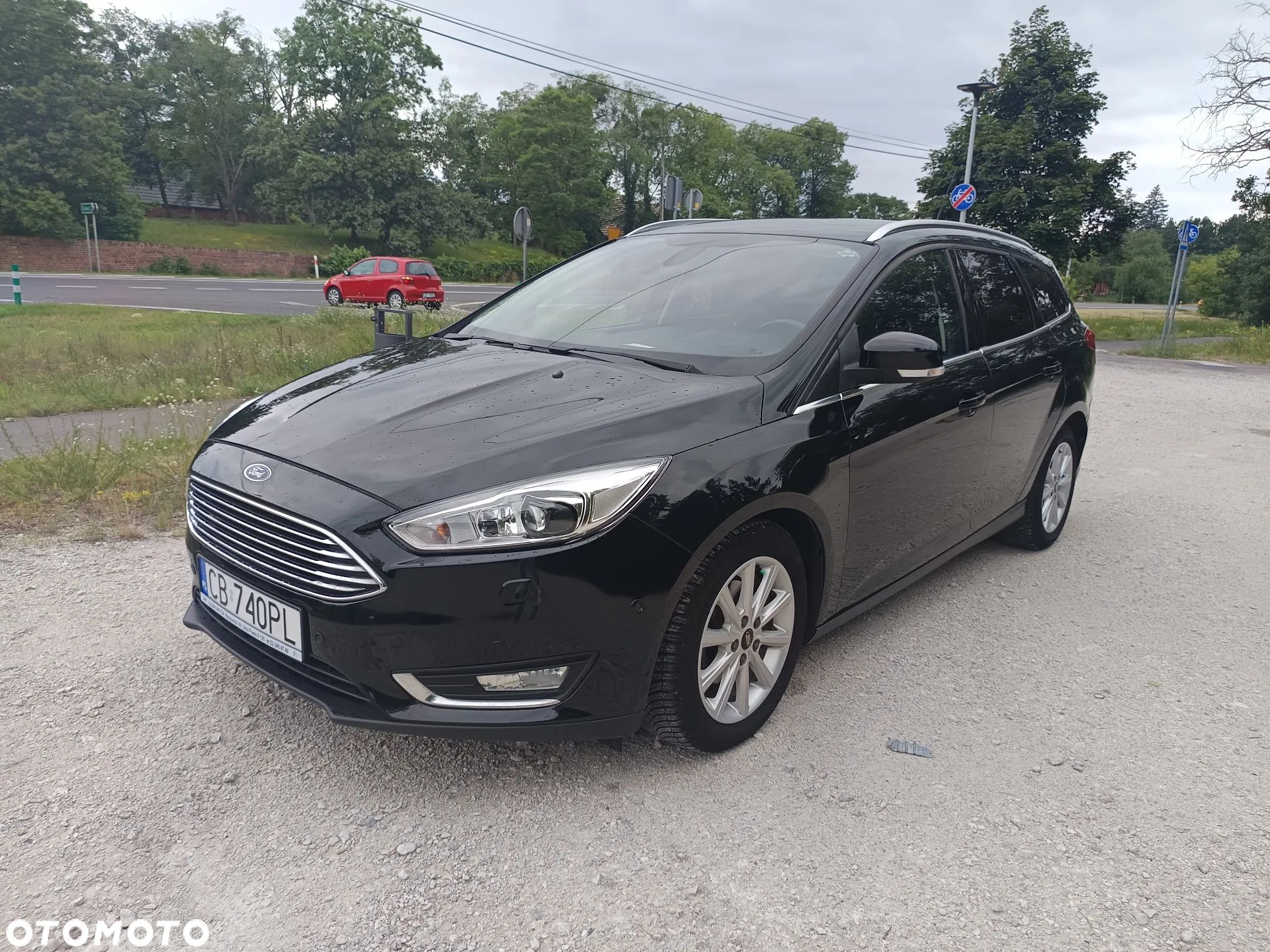 Ford Focus Turnier 1.5 EcoBlue Start-Stopp-System TITANIUM - 1