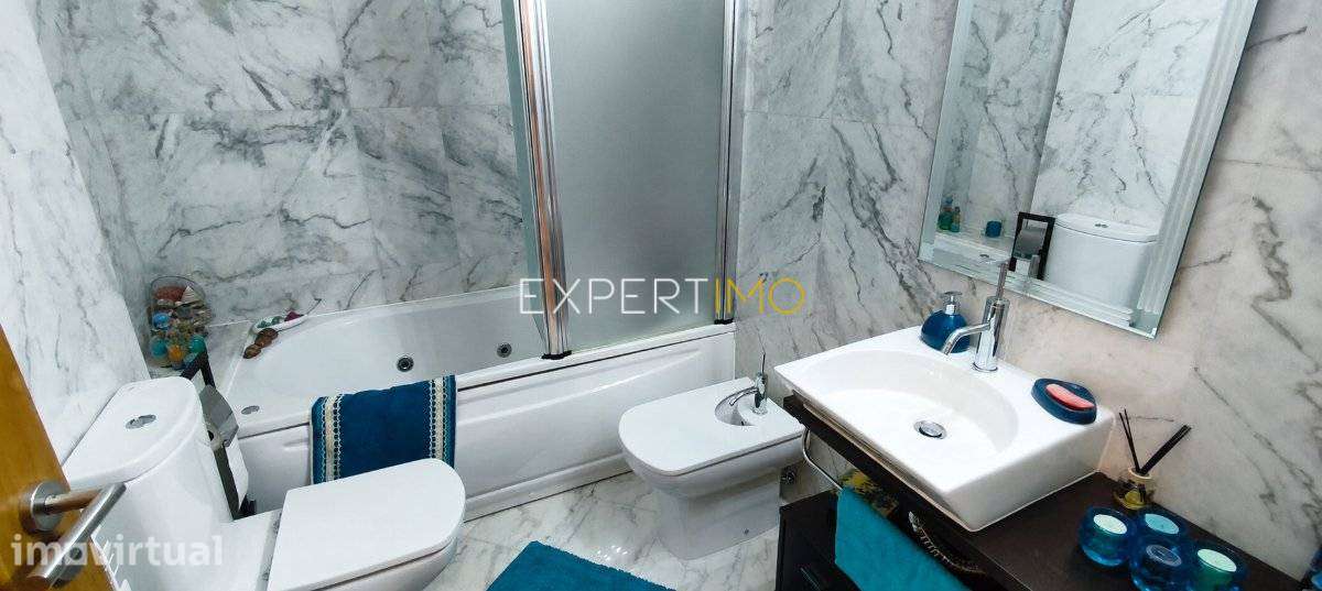 Apartamento T3 Duplex – Zona Habitacional Tranquila em Bragança - Grande imagem: 4/11