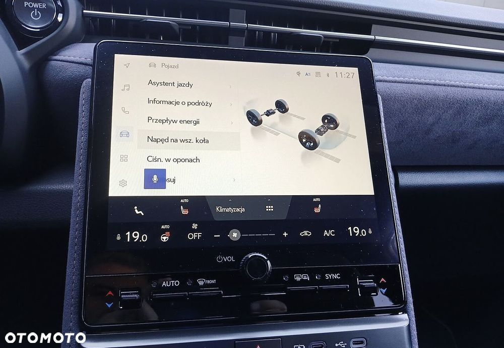 Lexus LBX 1.5 Hybrid Cool AWD - 36