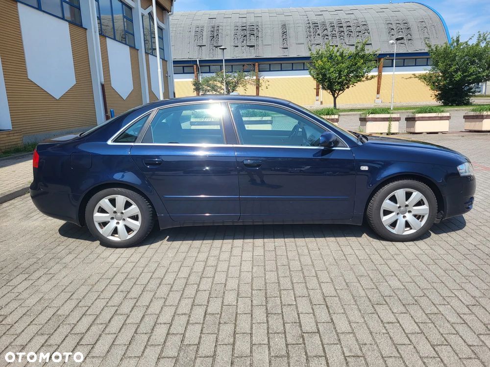 Audi A4 Limousine 2 - 4