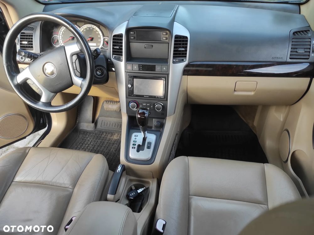 Chevrolet Captiva - 14