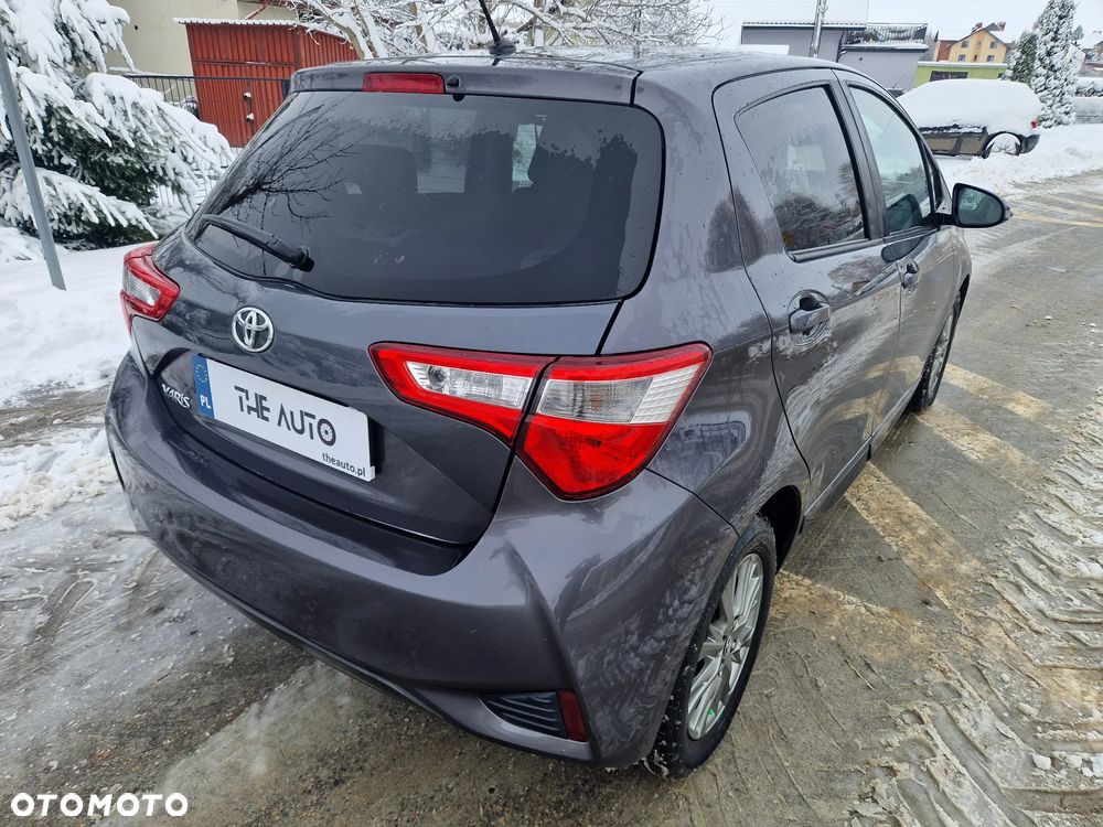 Toyota Yaris 1.5 Premium CVT - 35