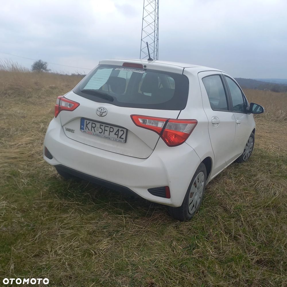 Toyota Yaris 1.0 Active EU6 - 4