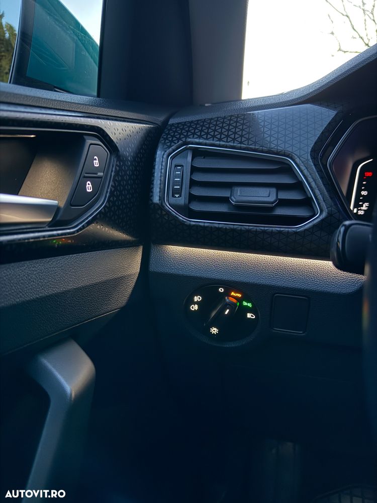 Volkswagen T-Cross 1.0 TSI DSG Style - 16