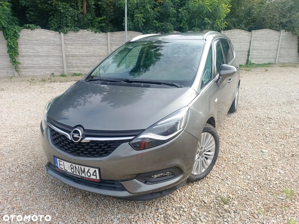 Opel Zafira 1.4 T Cosmo