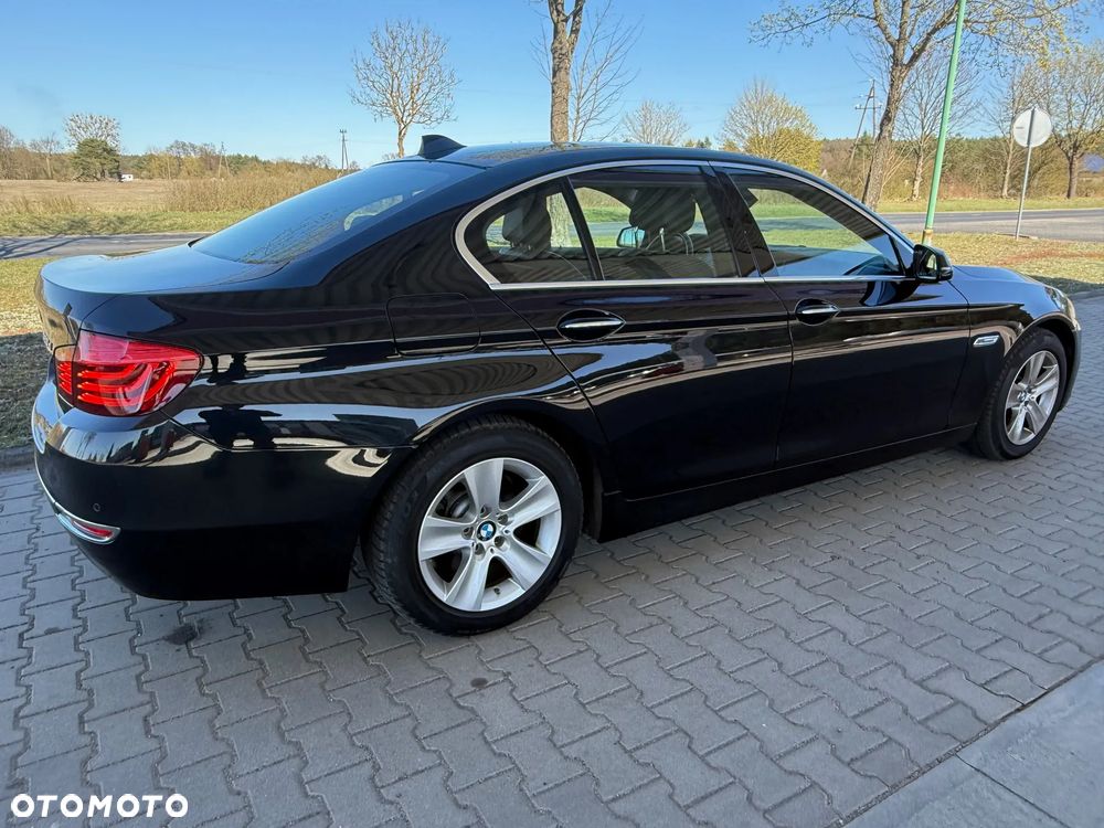 BMW Seria 5 520d Luxury Line - 26