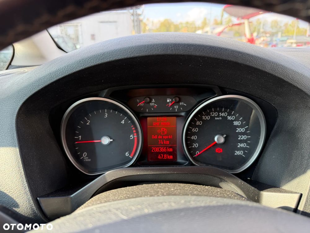 Ford Galaxy 2.2 TDCi Ghia - 22