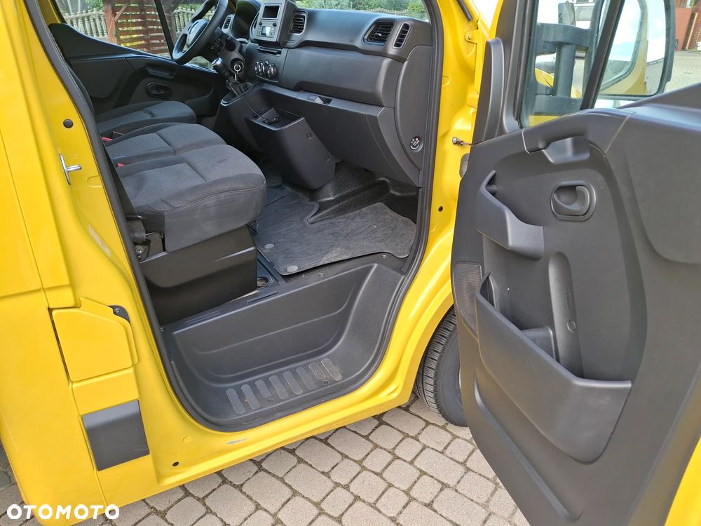 Renault Master 2.3 D  145 KM Salon PL - 16
