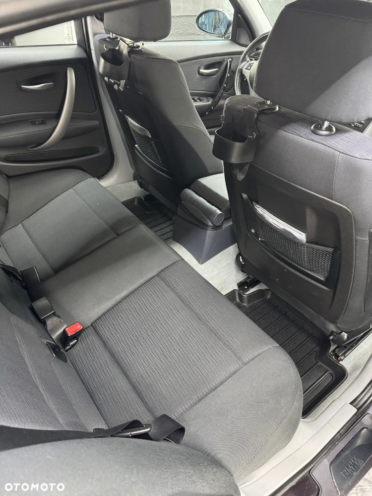 BMW Seria 1 118d - 10