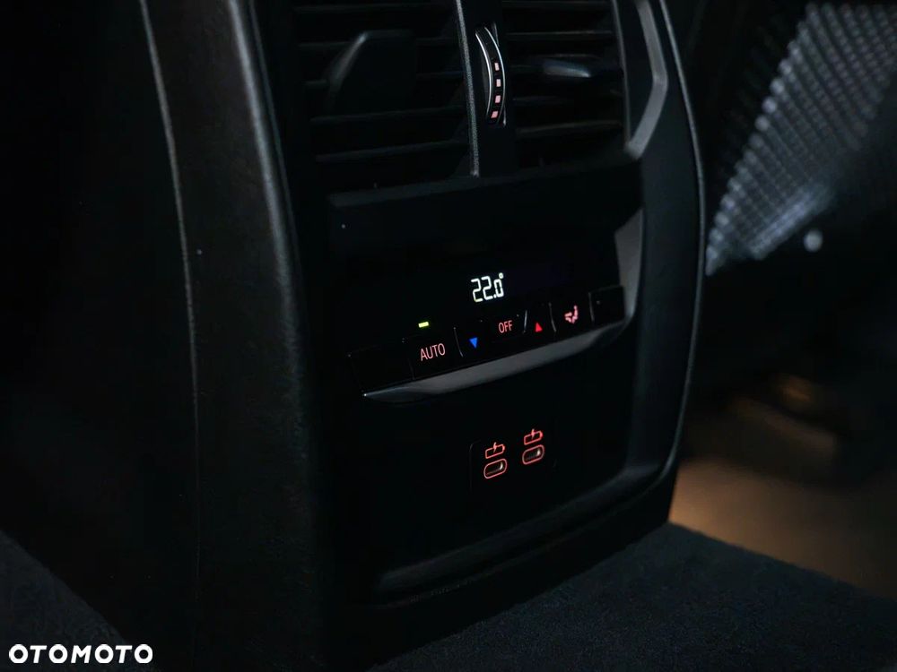 BMW Seria 3 - 22