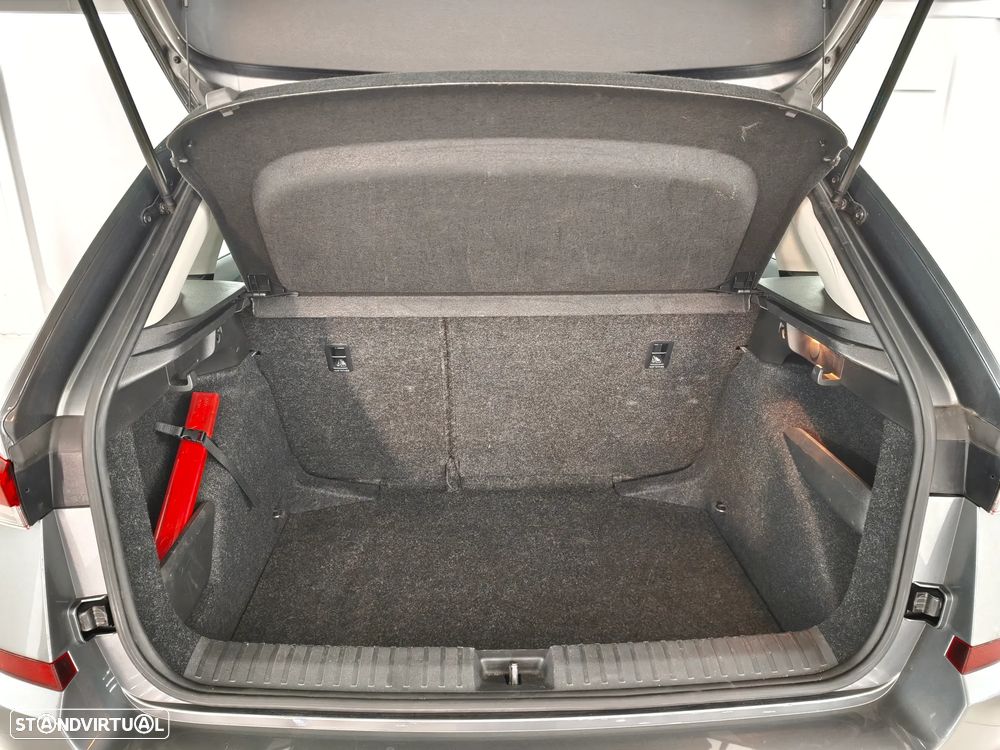 Skoda Kamiq 1.0 TSI Ambition DSG - 24