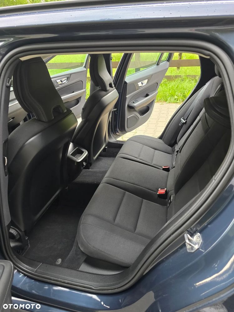 Volvo V60 D3 Geartronic - 24