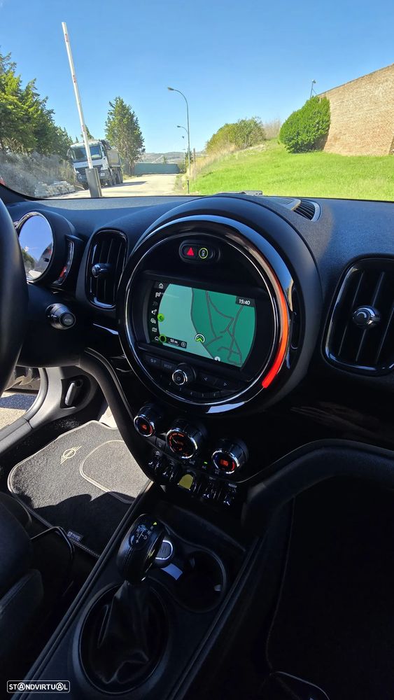 MINI Countryman Cooper SE ALL4 Auto - 23