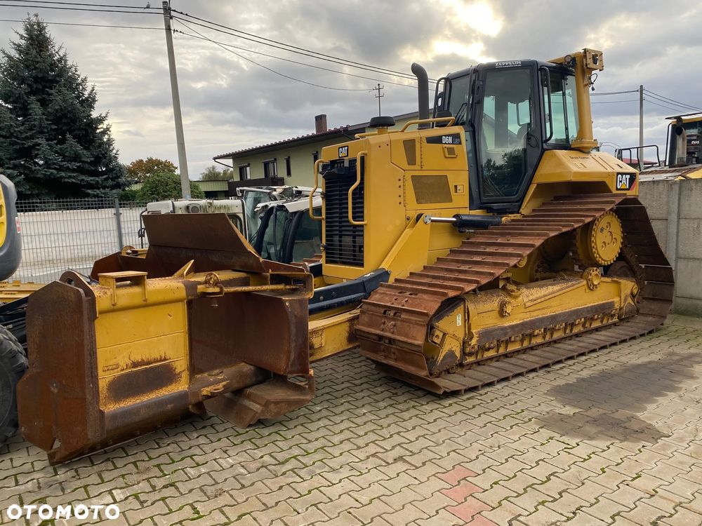 Caterpillar CAT D6N LGP, 2016 ROK, 7800 MTH, Z NIEMIEC, PIĘKNY STAN