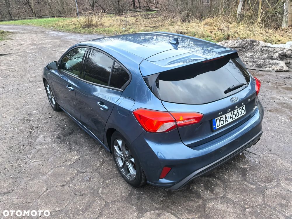 Ford Focus 1.0 EcoBoost Start-Stopp-System ST-LINE STYLE - 16