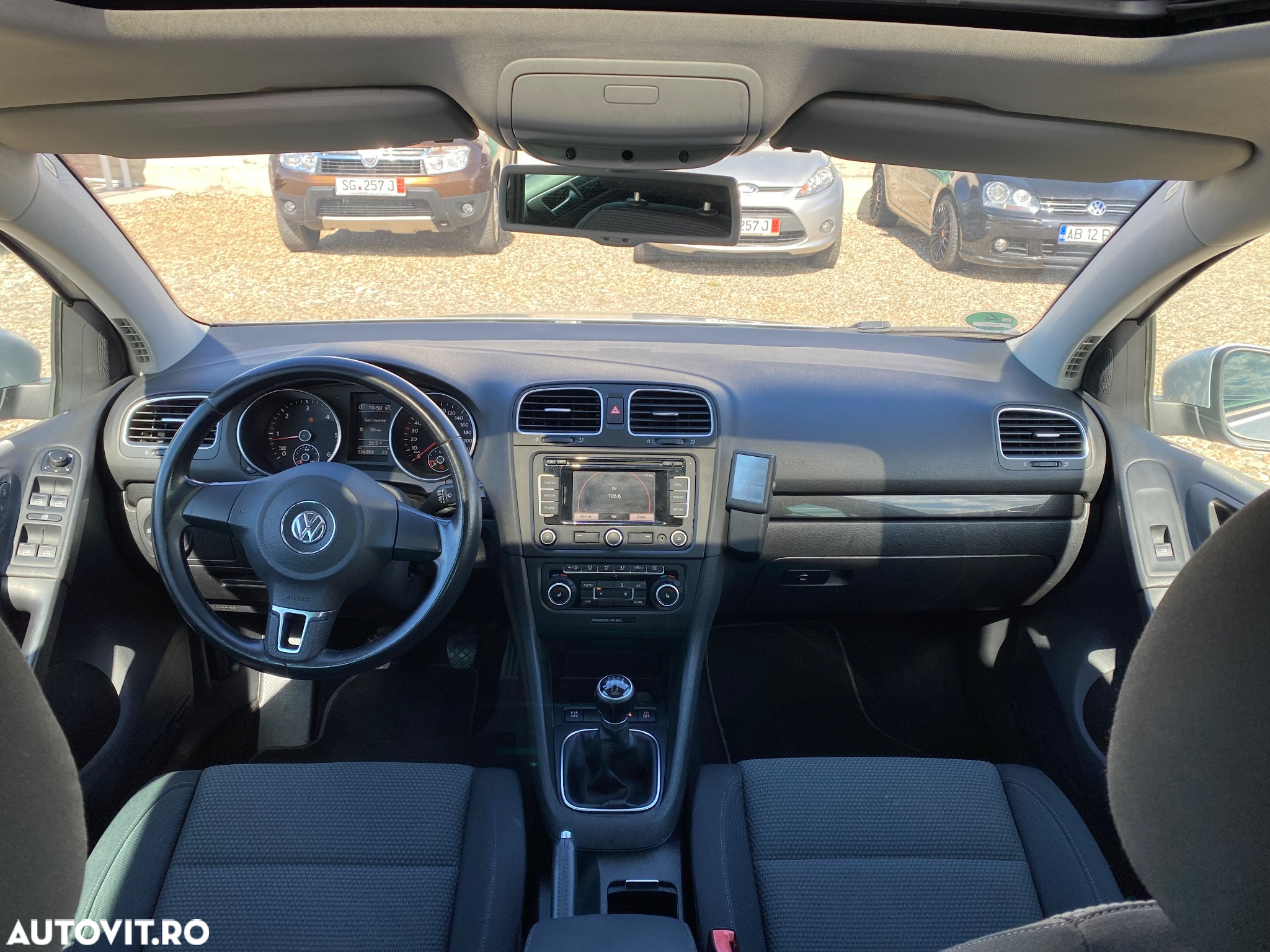 Volkswagen Golf 1.6 TDI BlueMotion Technology Comfortline - 2