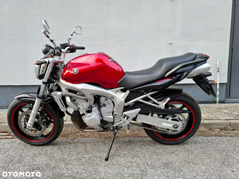 Yamaha FZ6 - 4