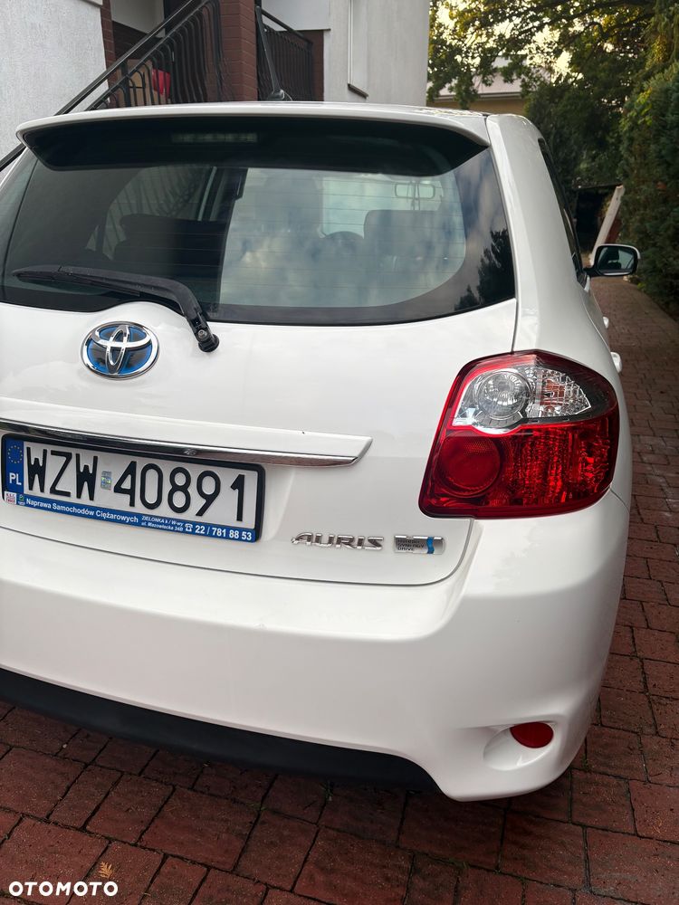 Toyota Auris - 12