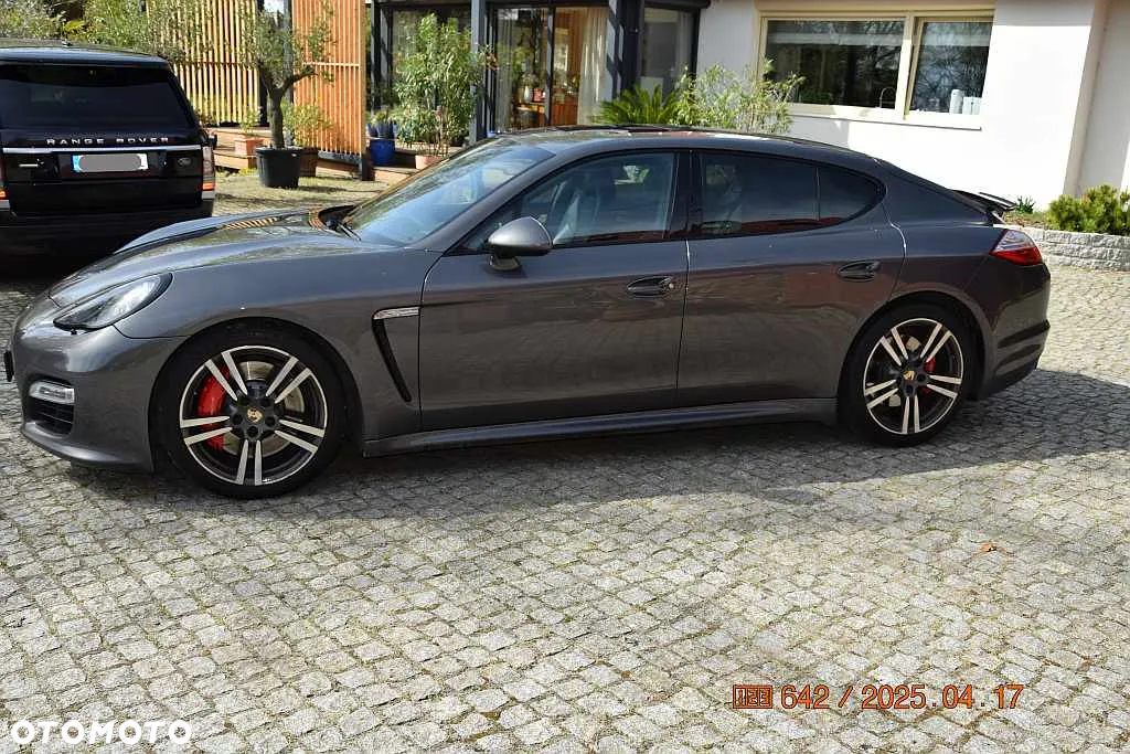 Porsche Panamera GTS - 5