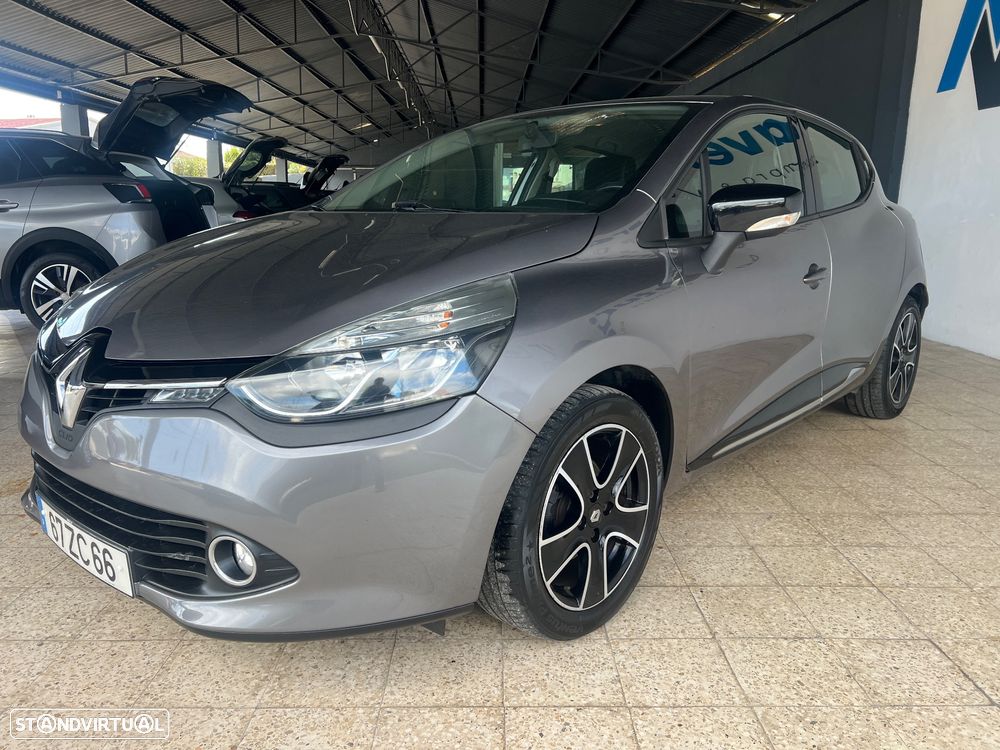 Renault Clio dCi 90 Dynamique - 9