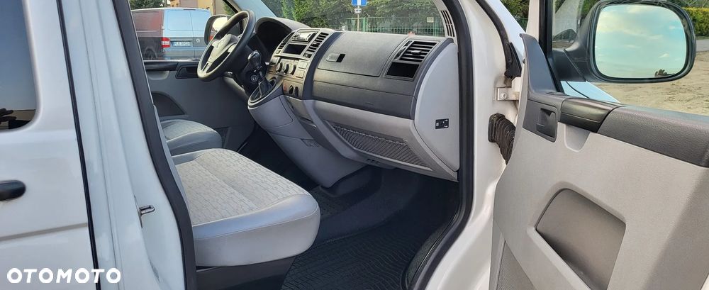 Volkswagen Transporter - 12