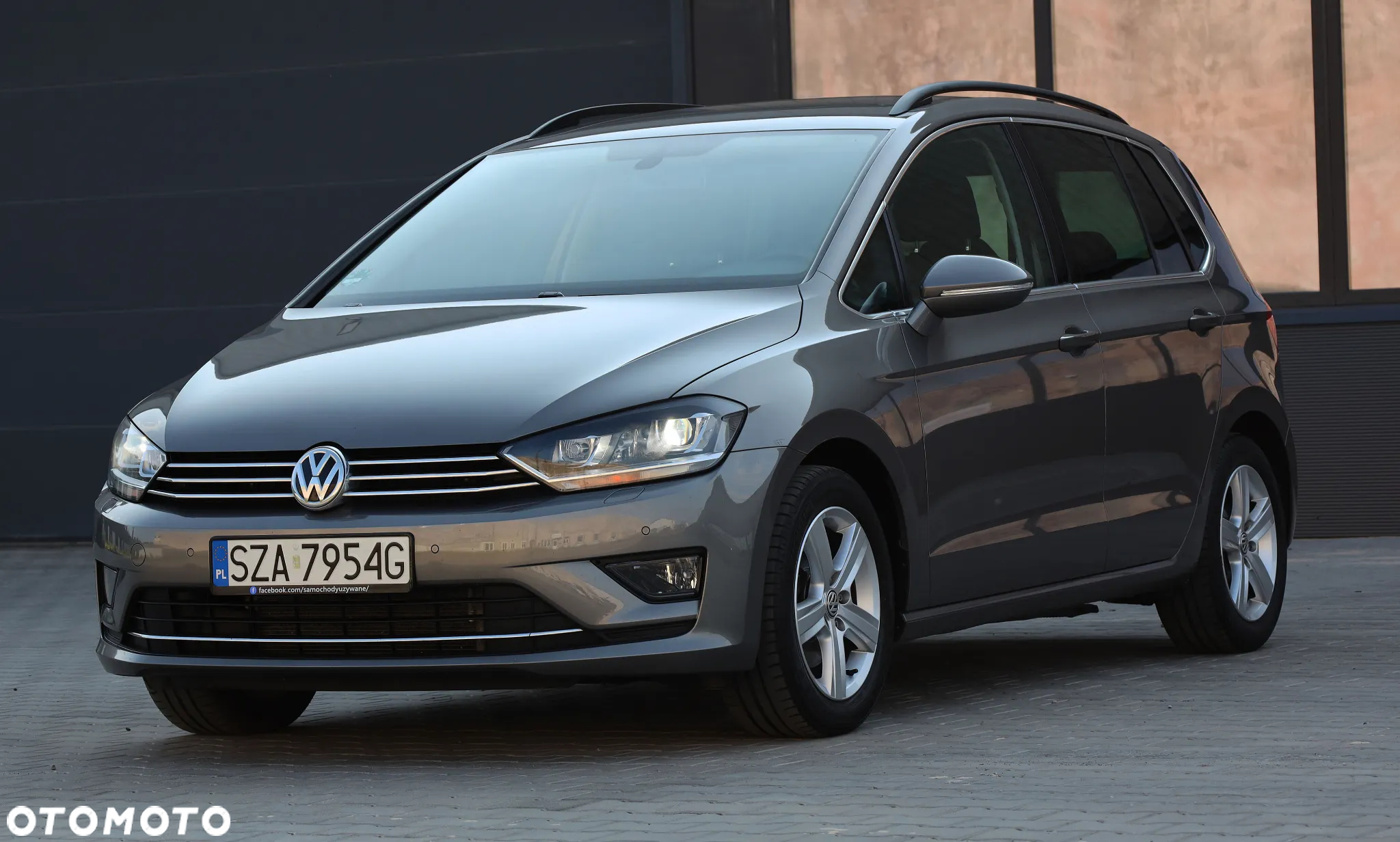 Volkswagen Golf Sportsvan 1.4 TSI (BlueMotion Technology) DSG Highline - 36