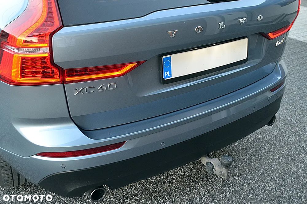 Volvo XC 60 D4 AWD Geartronic Momentum - 20