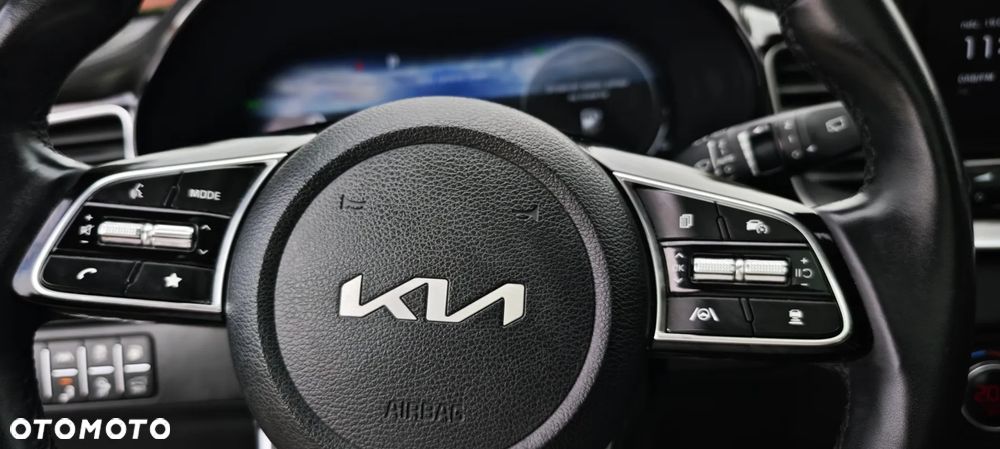 Kia Ceed 1.6 GDI DCT OPF Platinum Edition - 26