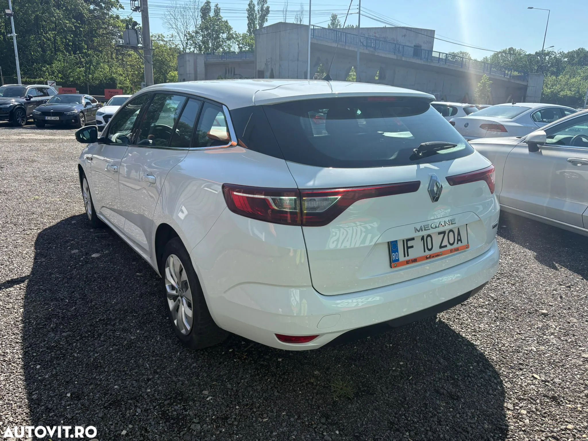 Renault Megane Estate TCe GPF Zen - 4