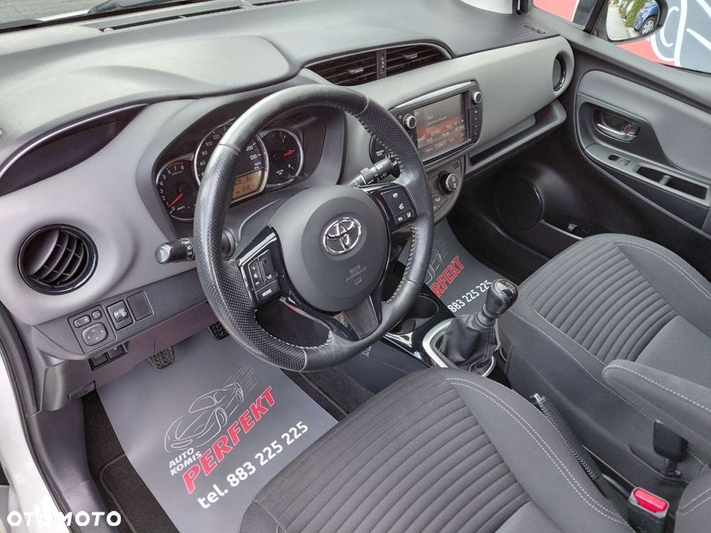 Toyota Yaris - 11