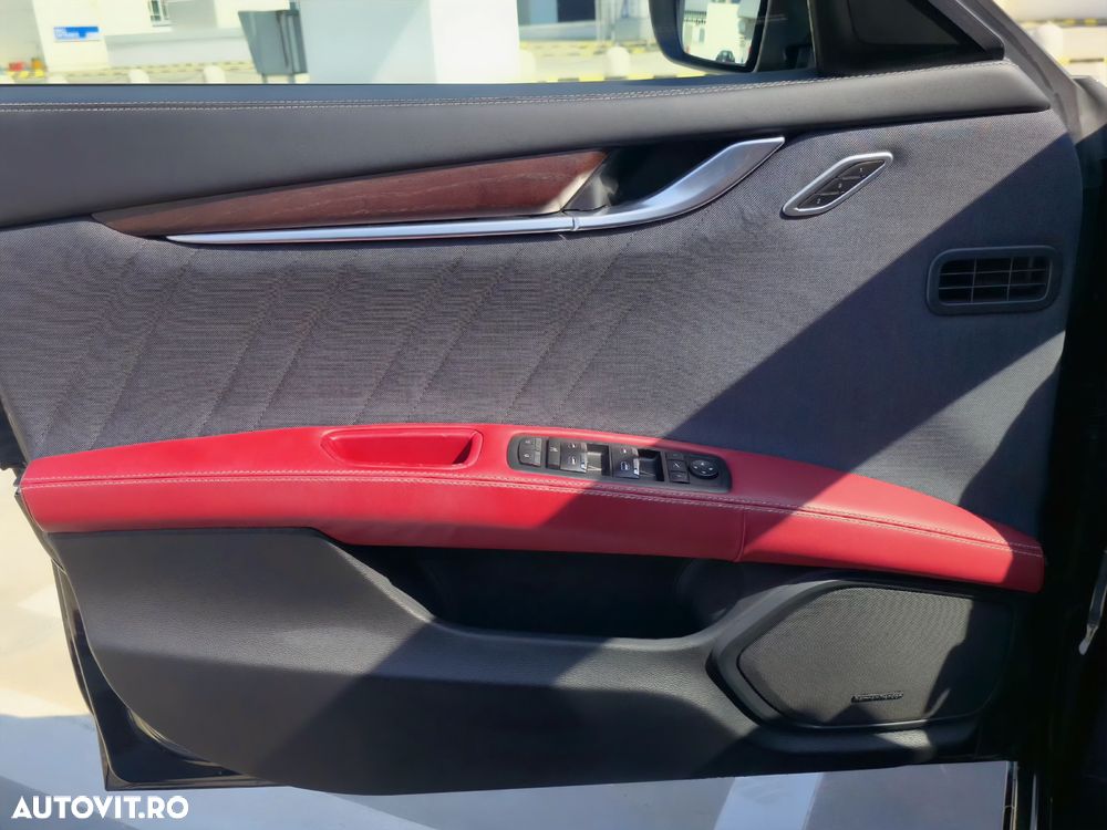 Maserati Ghibli GranLusso - 29