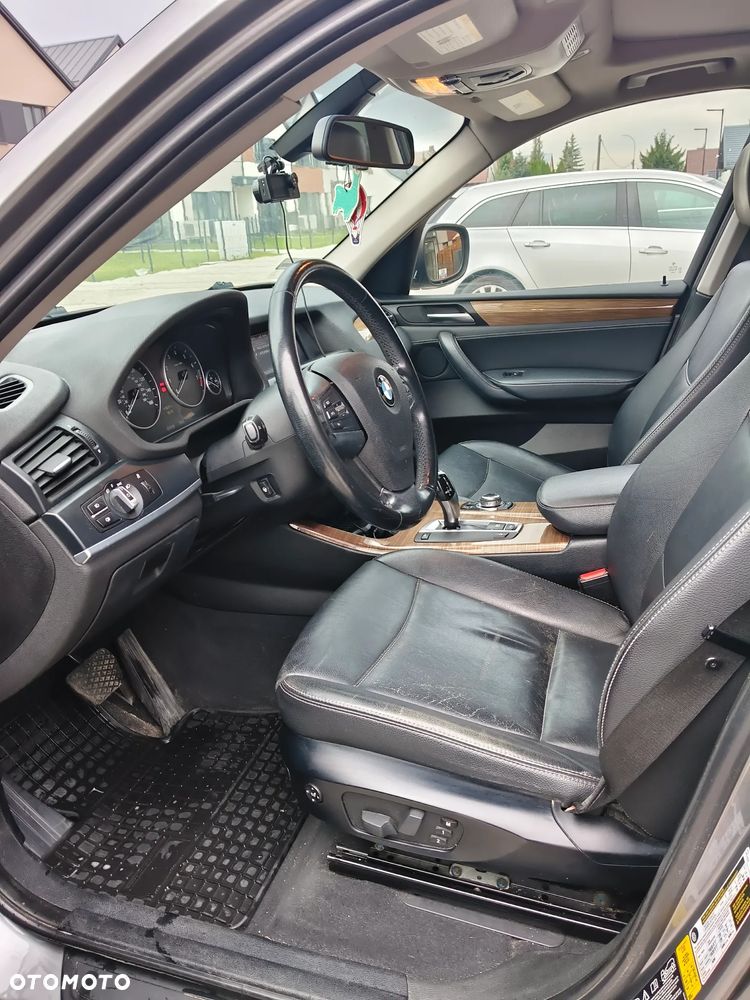 BMW X3 28i xDrive - 10