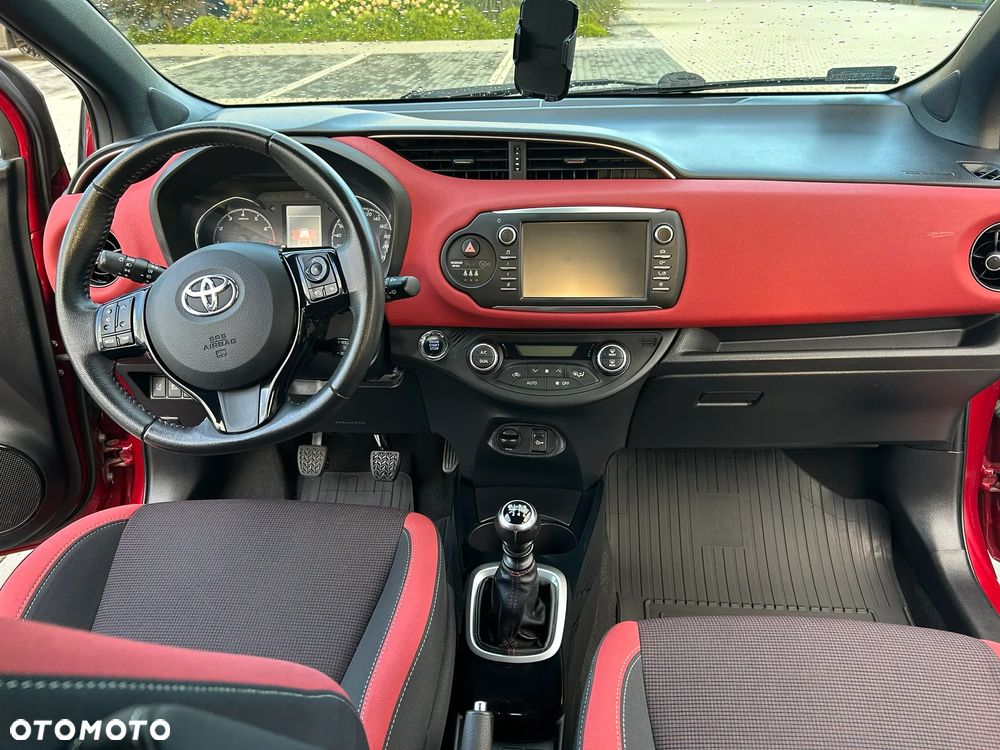 Toyota Yaris - 8