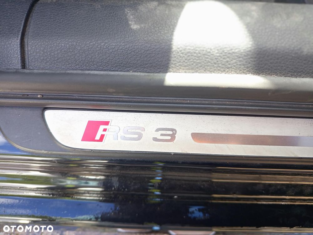 Audi RS3 Sportback Standard - 19