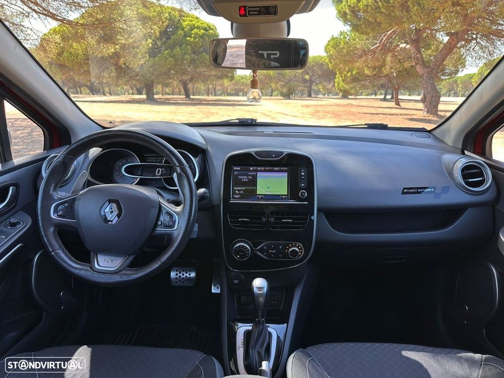 Renault Clio Sport Tourer 1.2 TCE GT EDC - 24