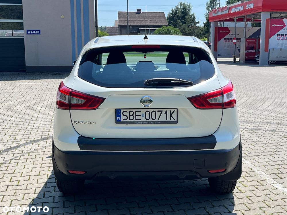 Nissan Qashqai 1.2 DIG-T Acenta EU6 - 7