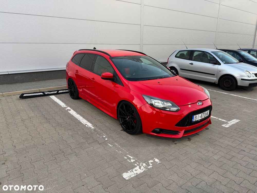 Ford Focus ST - 4